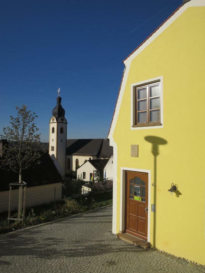 Am Blasturm Apartment Schwandorf in Bayern